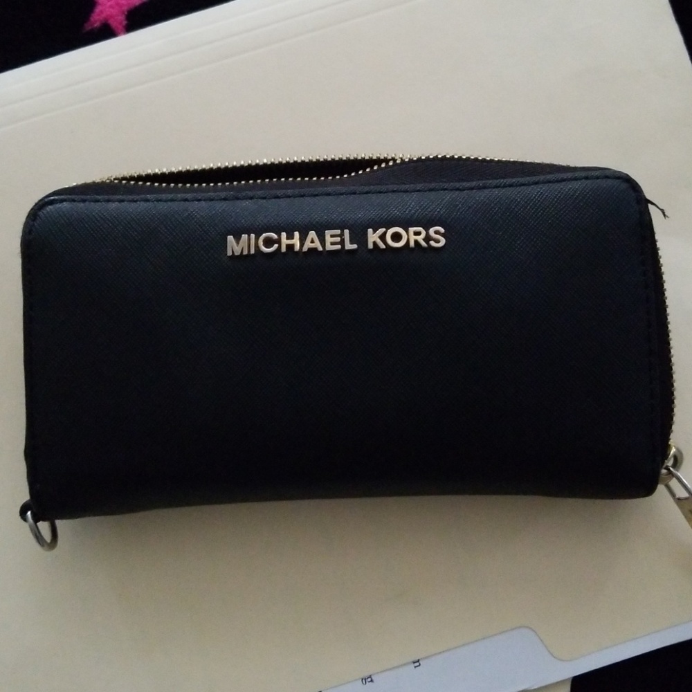 Michael Kors wallet